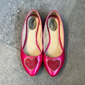 Big Girls Stevie’s Hot pink flats